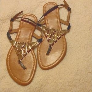 Thong sandals